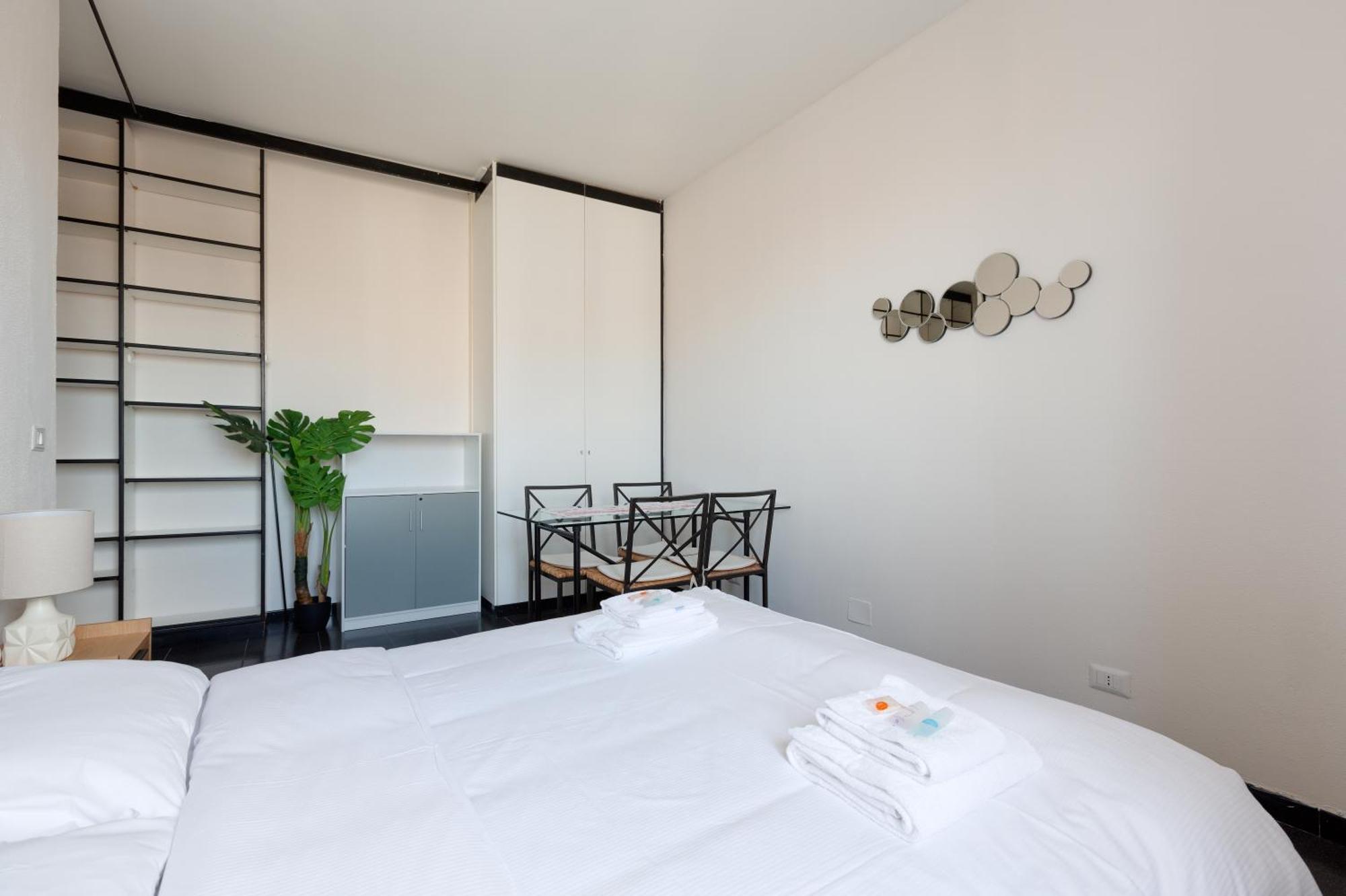 Corvetto M3 - Comfy Apt. With Balcony! Milán Exterior foto
